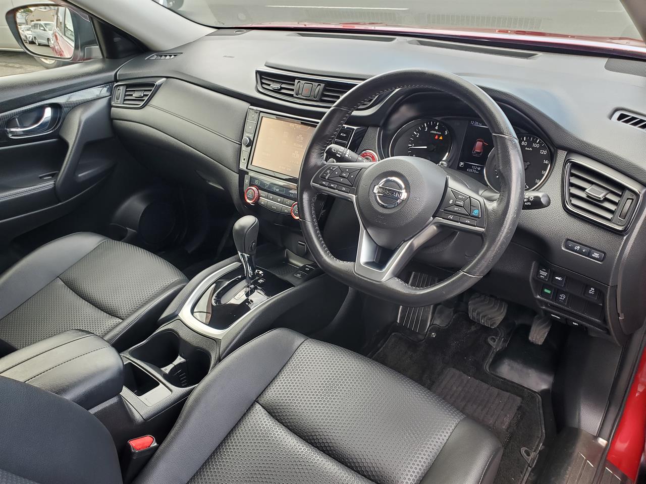 2019 Nissan X-Trail thumbnail