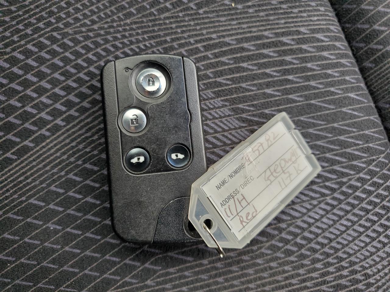 2011 Honda Stepwagon thumbnail
