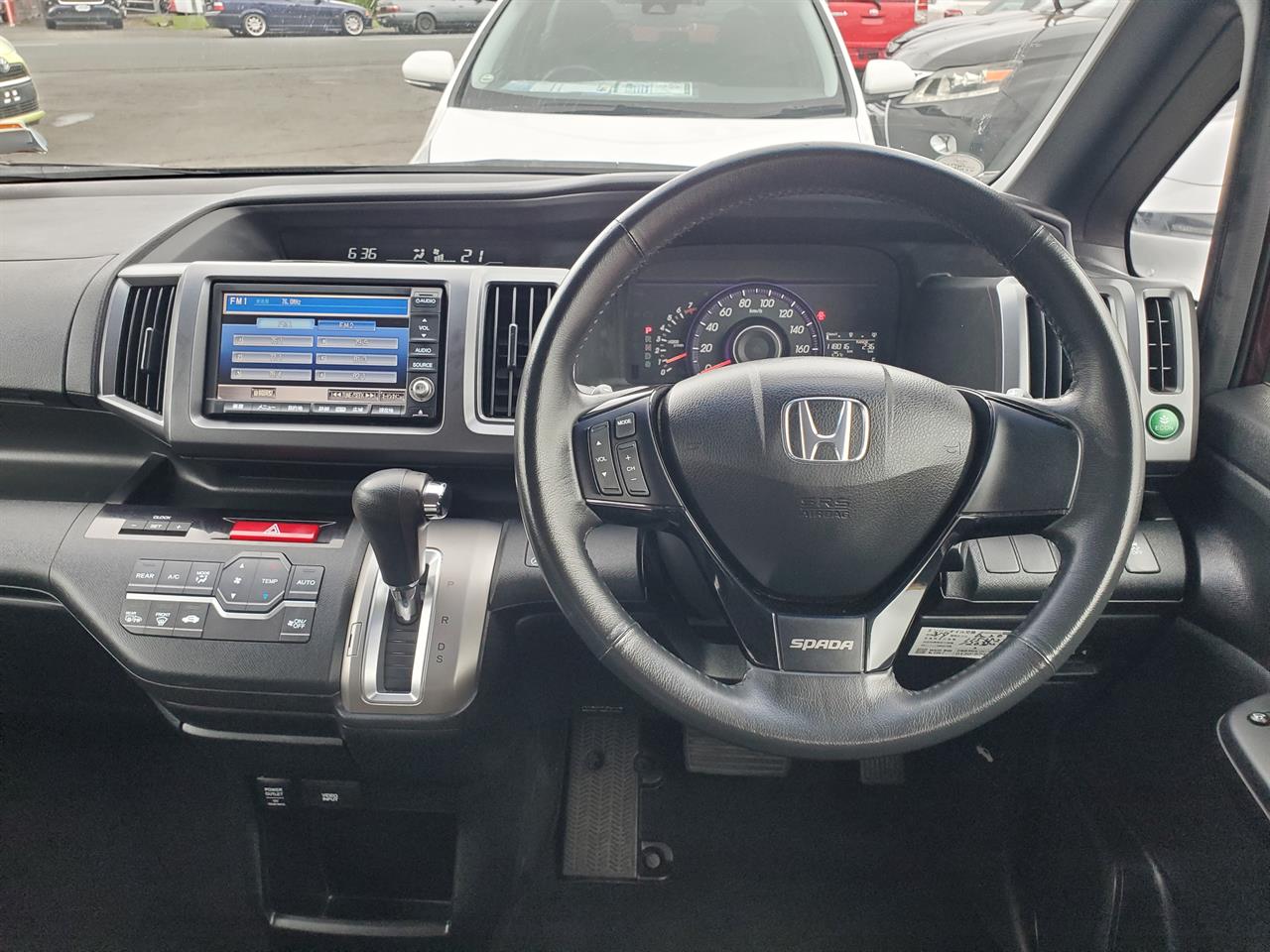 2011 Honda Stepwagon thumbnail