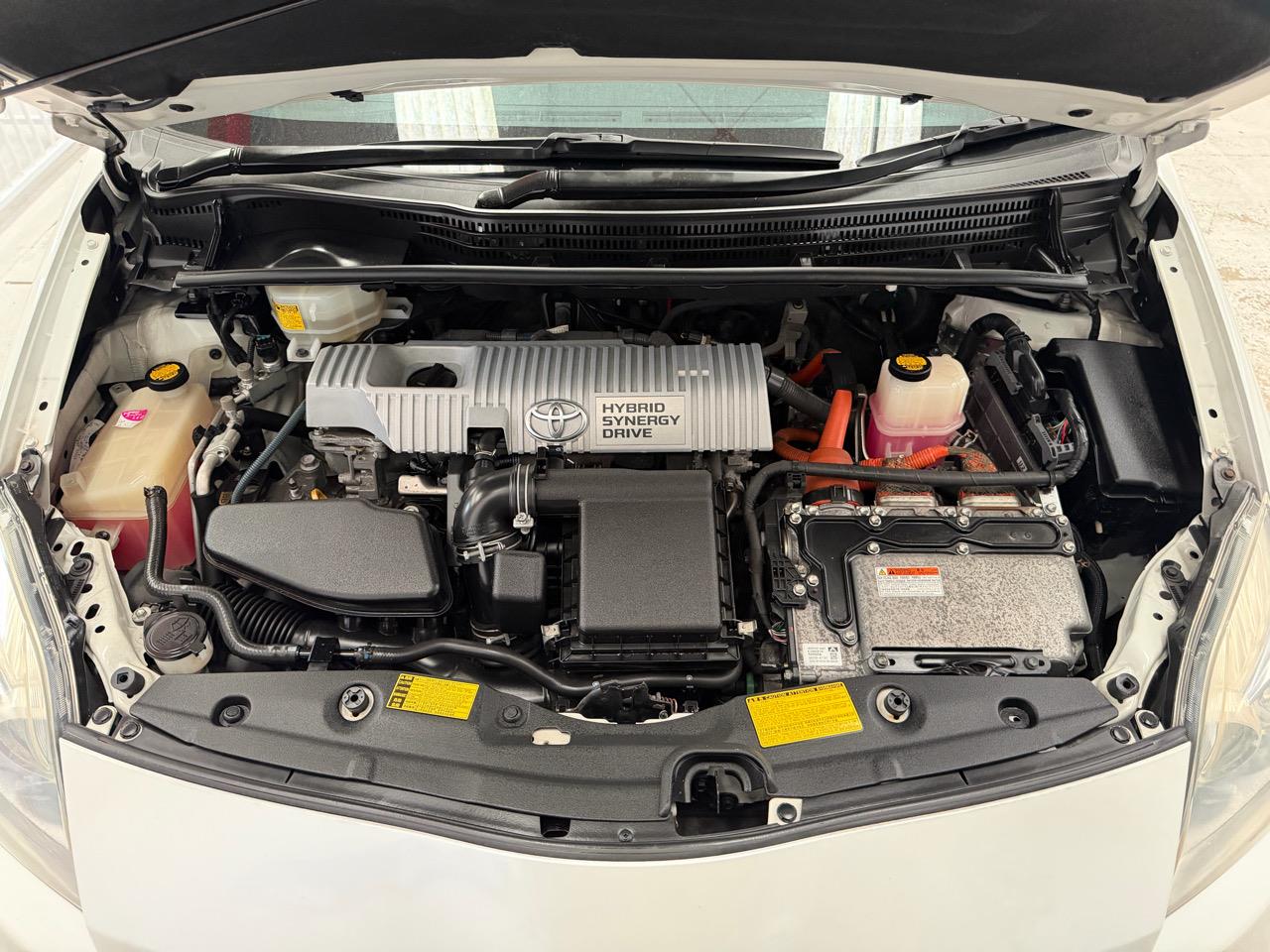 2012 Toyota Prius thumbnail