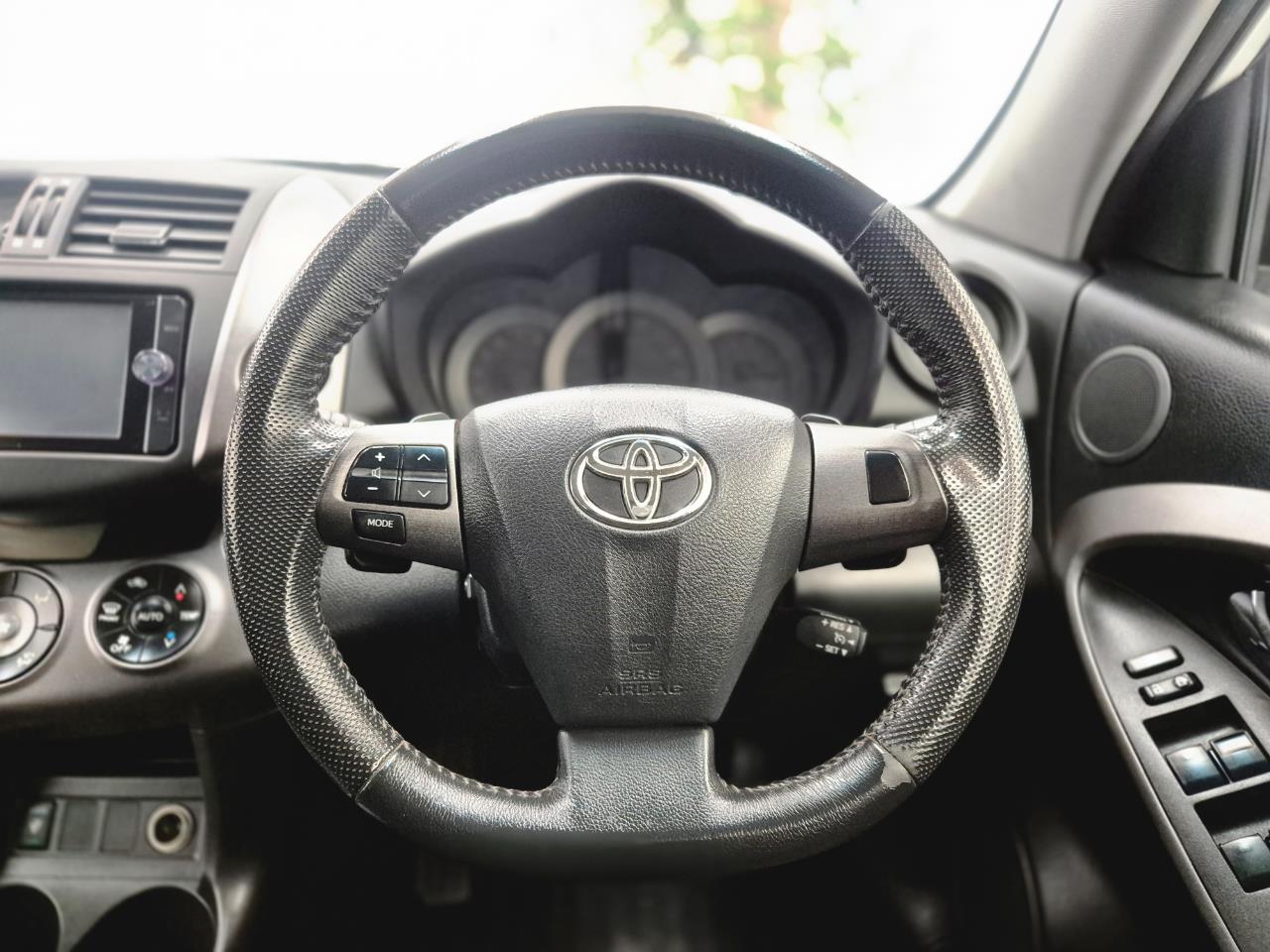 2010 Toyota Vanguard thumbnail