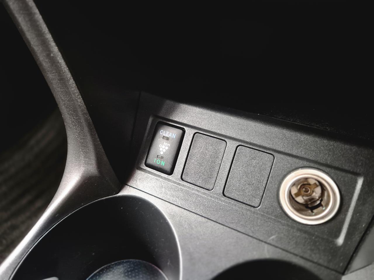 2010 Toyota Vanguard thumbnail