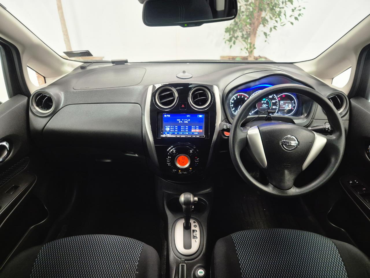2014 Nissan Note thumbnail