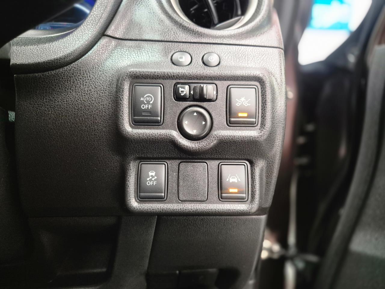 2014 Nissan Note thumbnail