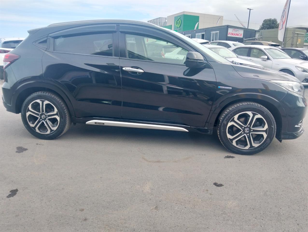 2015 Honda VEZEL thumbnail