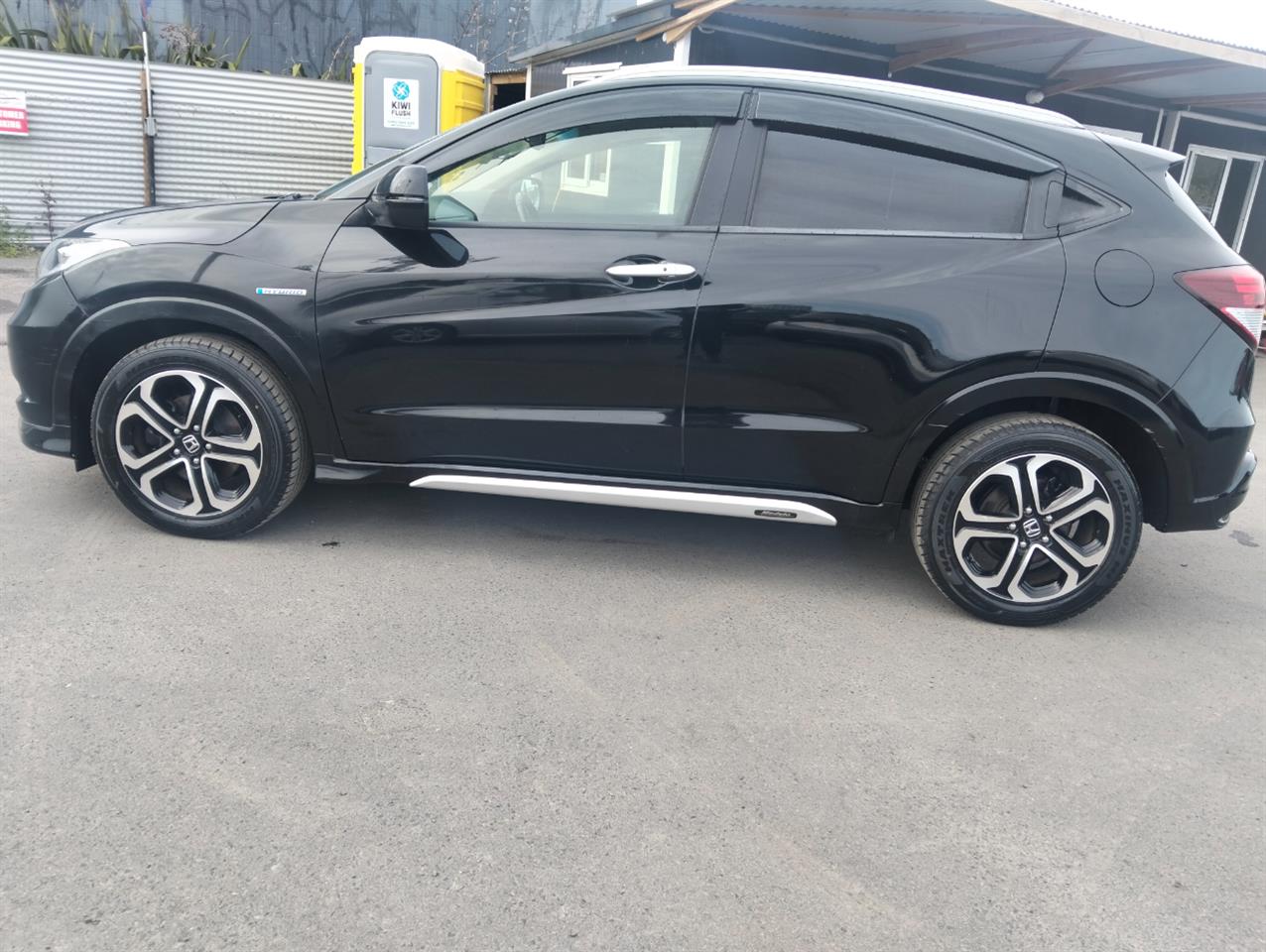 2015 Honda VEZEL thumbnail