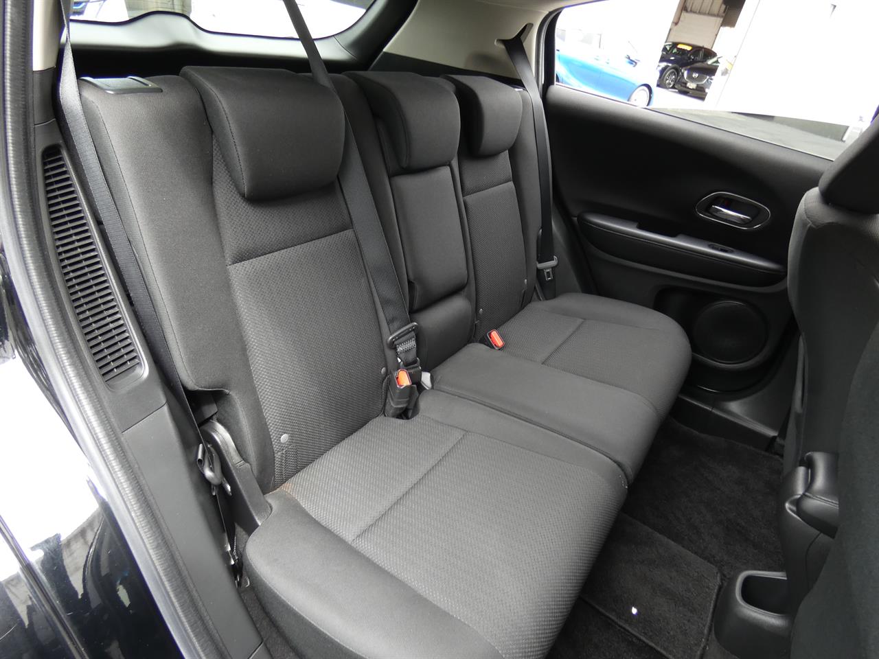2016 Honda Vezel thumbnail