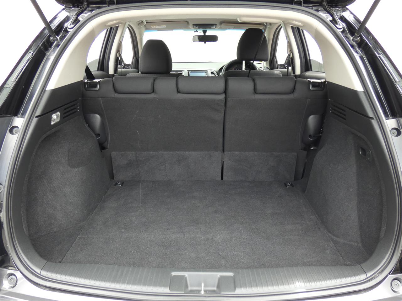 2016 Honda Vezel thumbnail