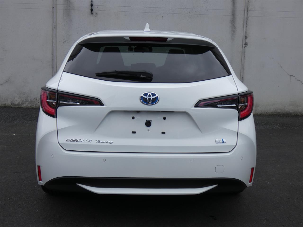 2021 Toyota COROLLA thumbnail