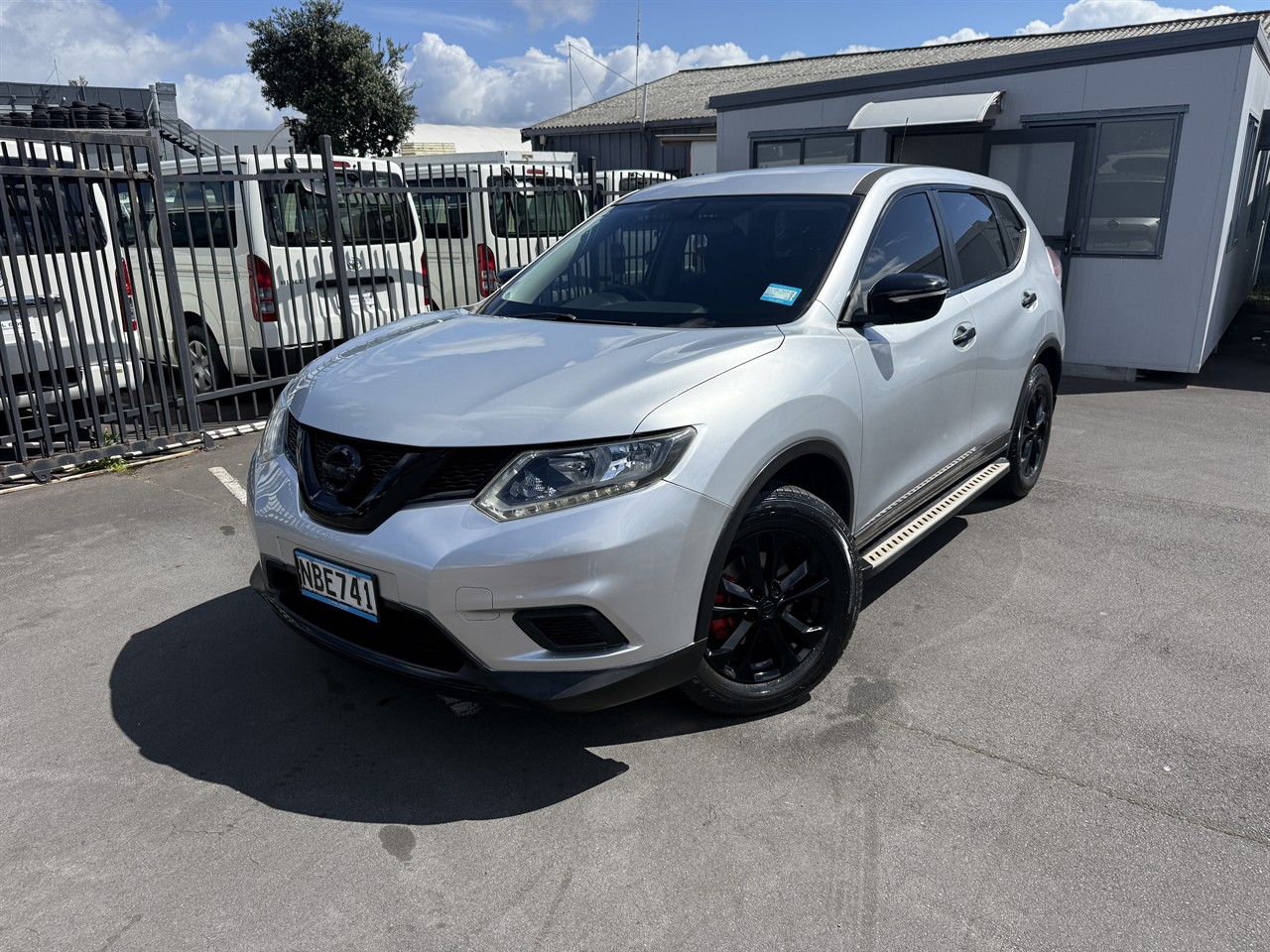 2015 Nissan X-Trail thumbnail