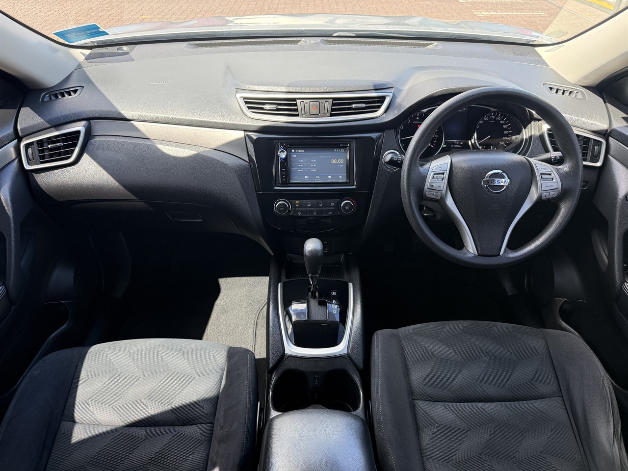 2015 Nissan X-Trail thumbnail
