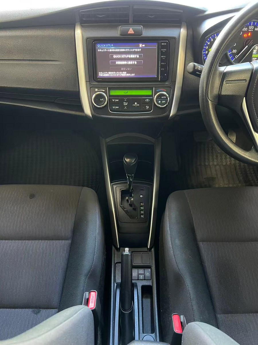 2016 Toyota Corolla thumbnail