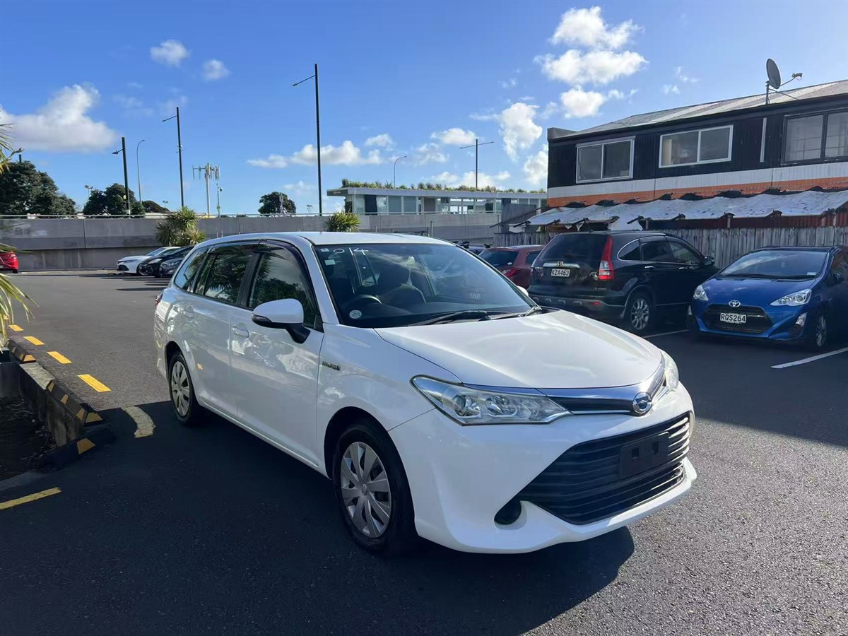 2016 Toyota Corolla thumbnail