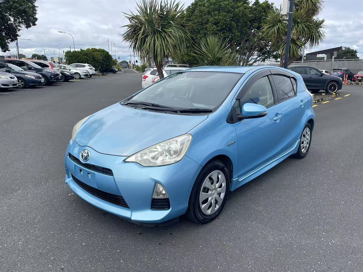 2012 Toyota Aqua