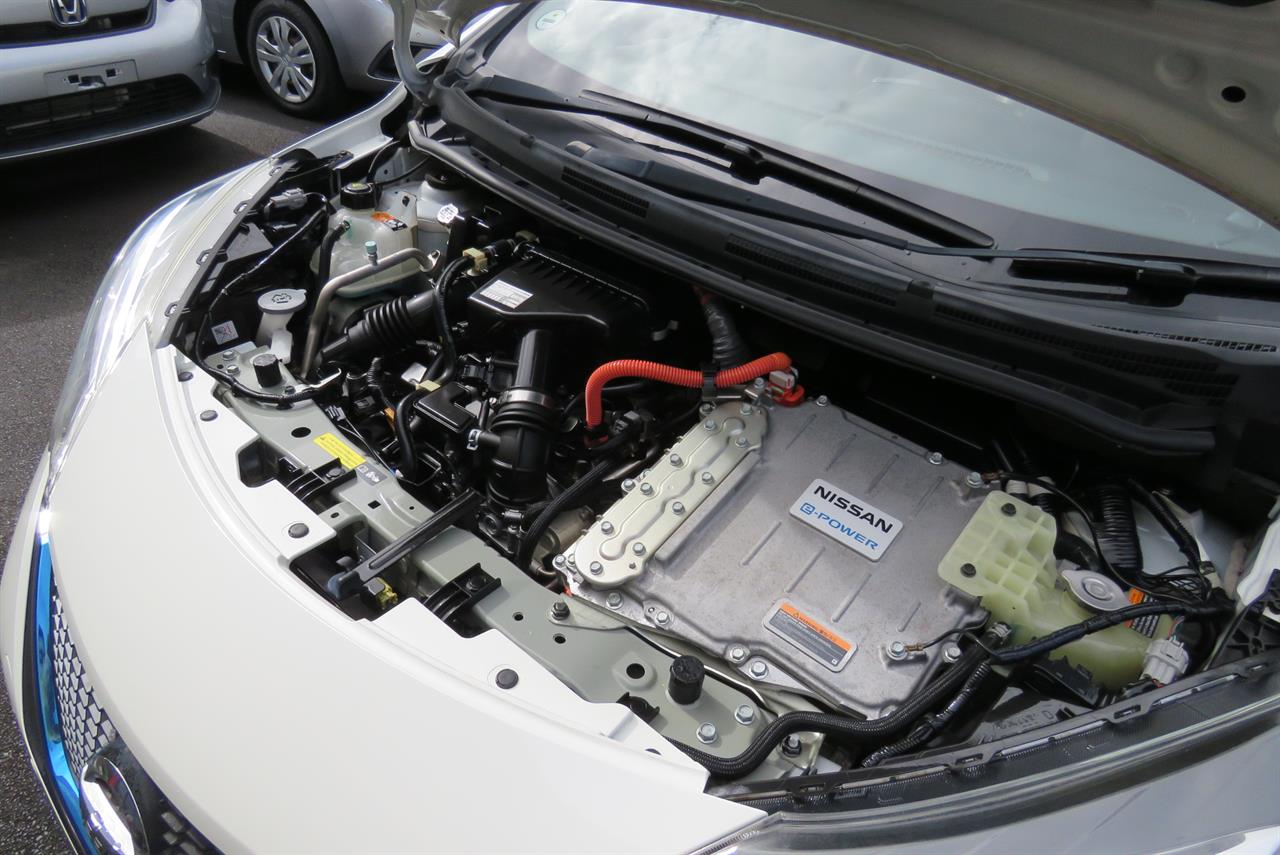 2018 Nissan Note thumbnail