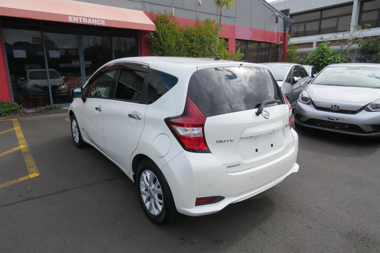 2018 Nissan Note thumbnail