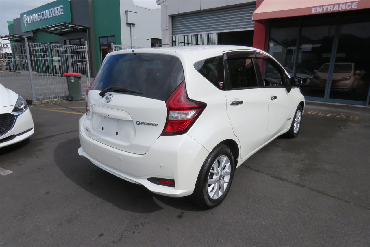 2018 Nissan Note thumbnail