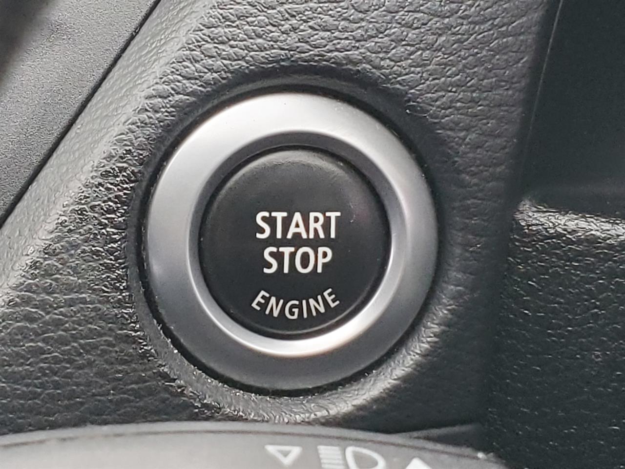 2010 BMW X1 thumbnail