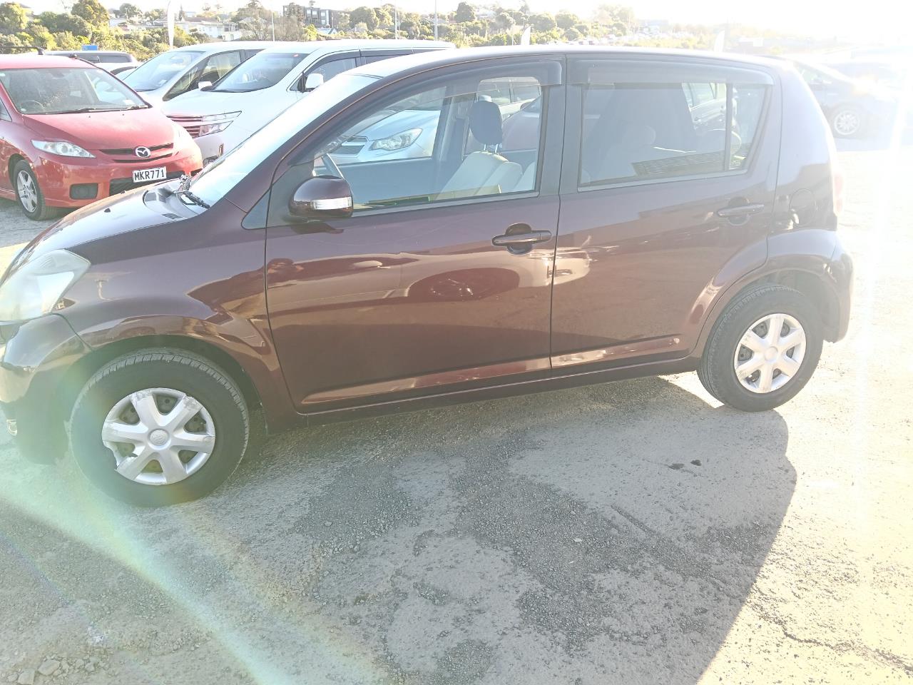 2009 Toyota Passo thumbnail