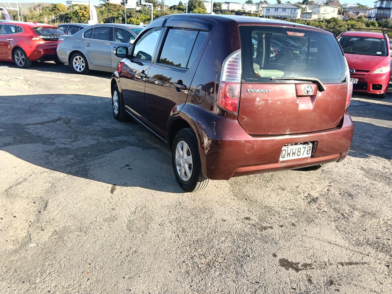 2009 Toyota Passo thumbnail