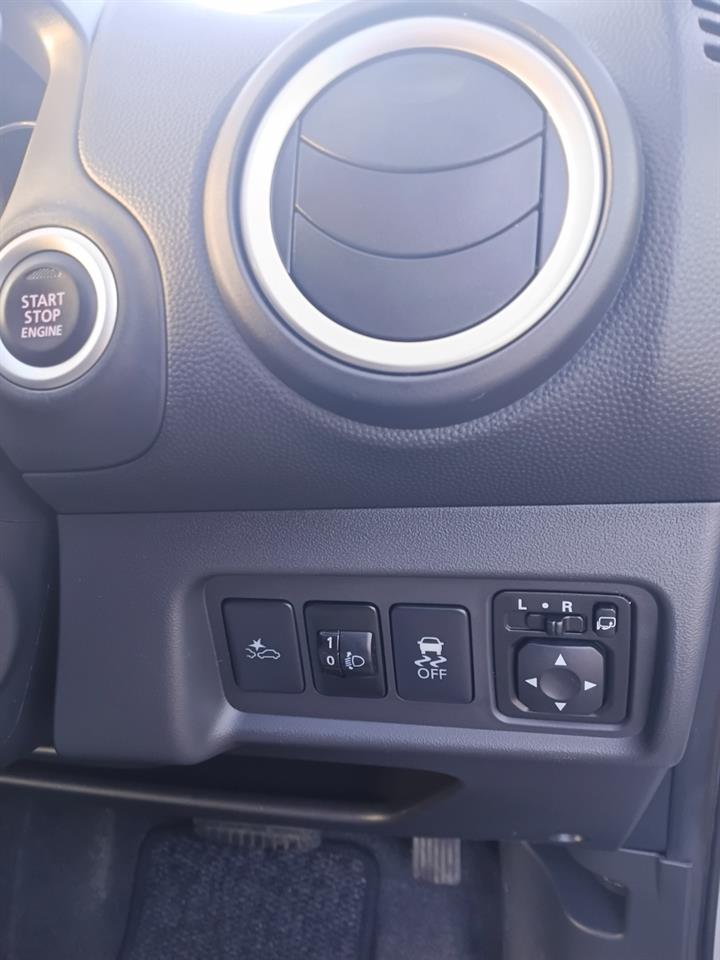 2018 Mitsubishi Mirage thumbnail