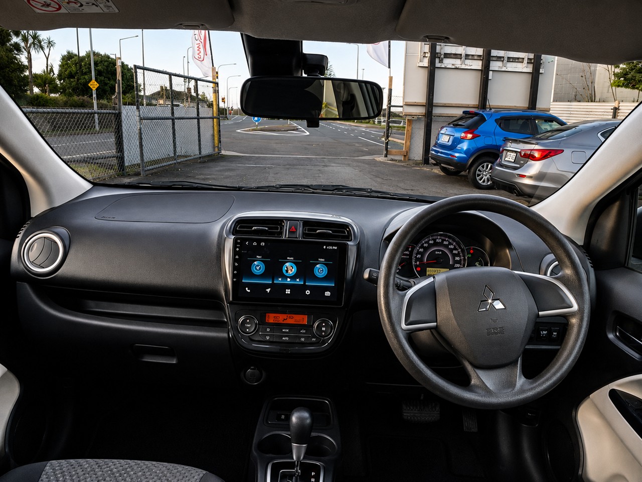 2018 Mitsubishi Mirage thumbnail