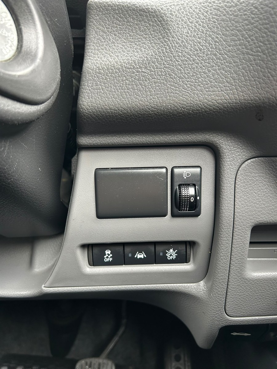 2020 Nissan NV200 thumbnail