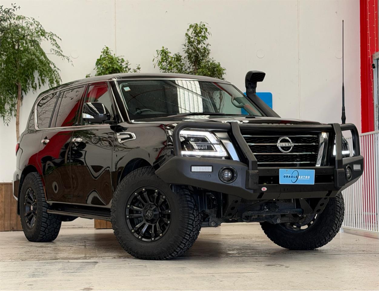 2023 Nissan Patrol thumbnail