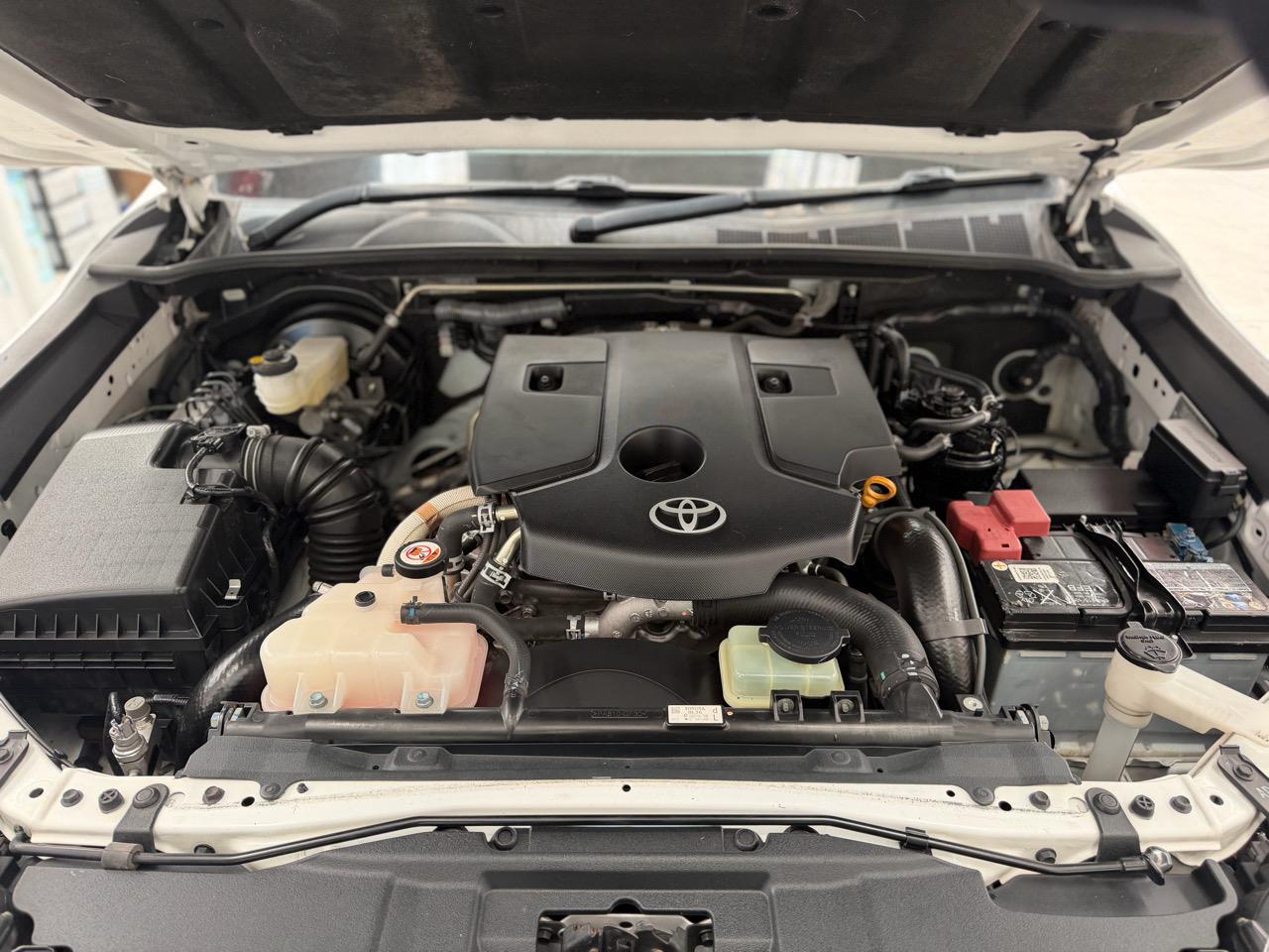 2019 Toyota Hilux thumbnail