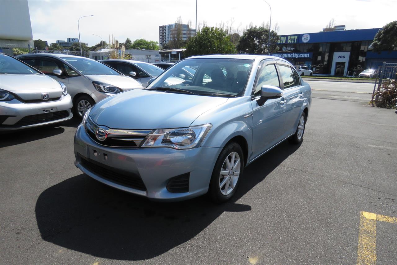 2015 Toyota Corolla thumbnail