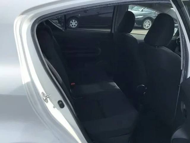 2016 Toyota Aqua thumbnail