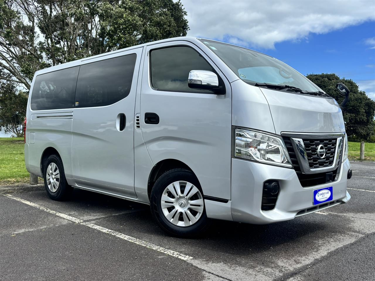 2020 Nissan NV350 thumbnail