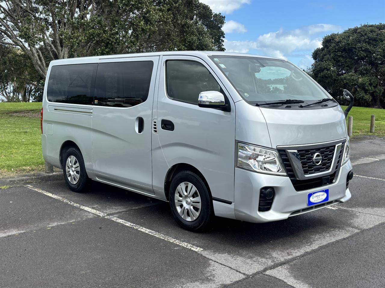 2020 Nissan NV350 thumbnail