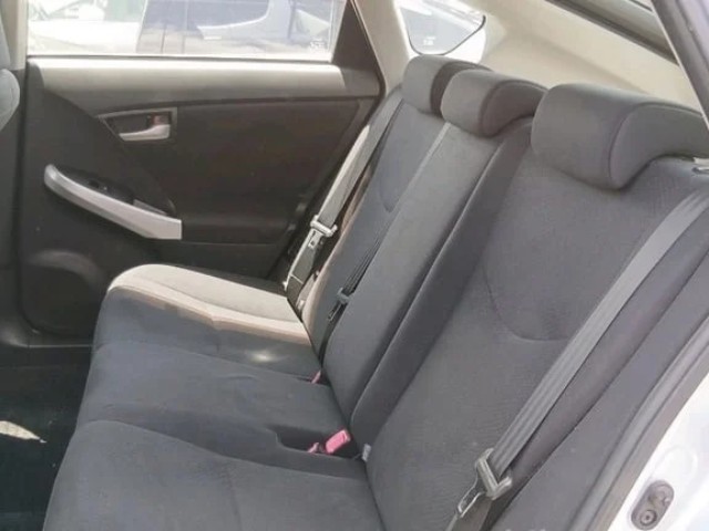 2014 Toyota Prius thumbnail