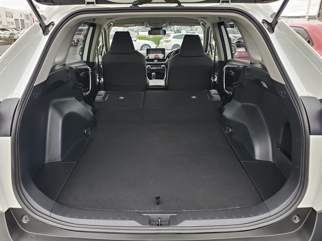 2021 Toyota Rav4 thumbnail