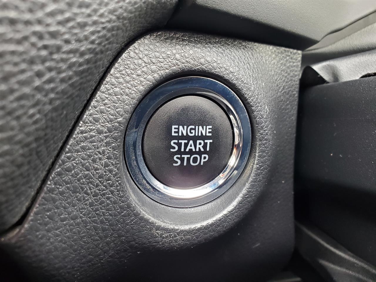 2021 Toyota Rav4 thumbnail