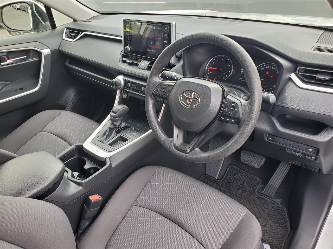 2021 Toyota Rav4 thumbnail