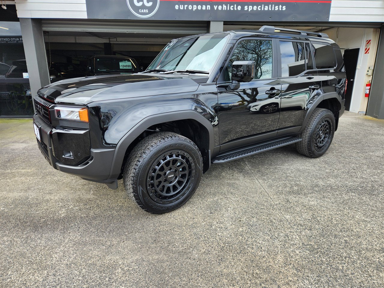 2026 Toyota Land Cruiser Prado thumbnail