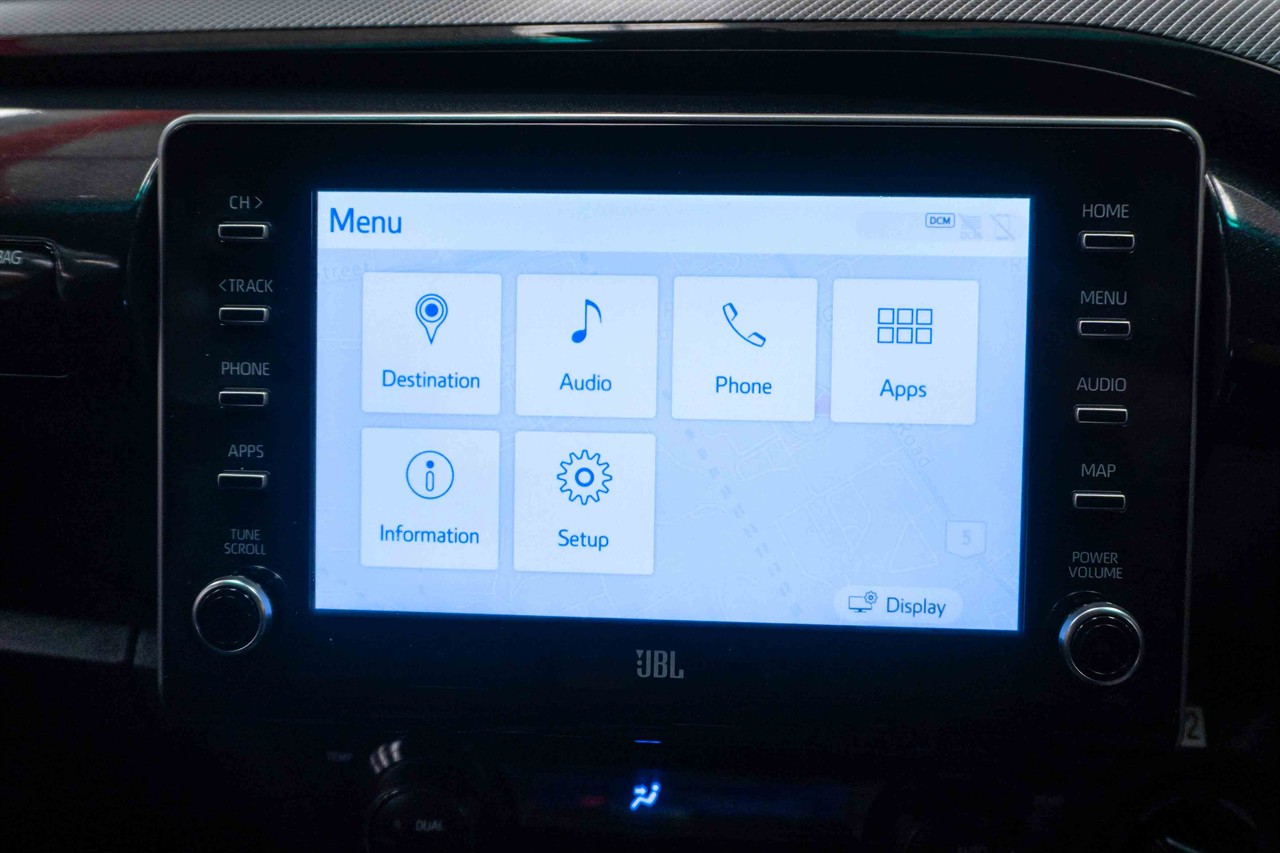 2024 Toyota Hilux thumbnail