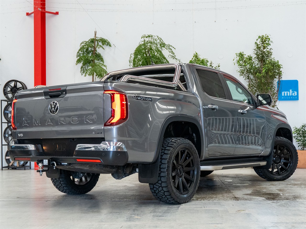 2024 Volkswagen Amarok thumbnail