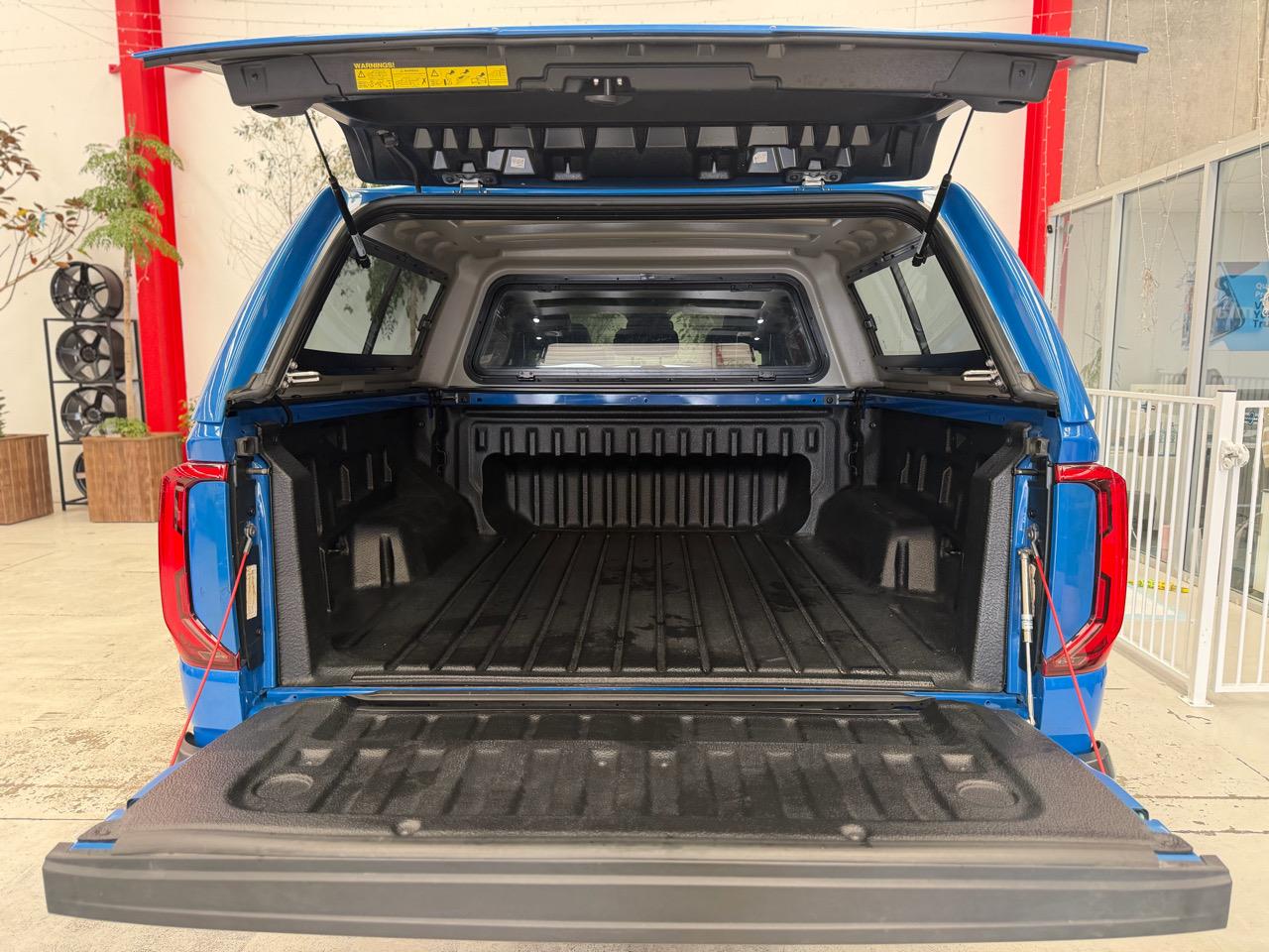 2023 Volkswagen Amarok thumbnail