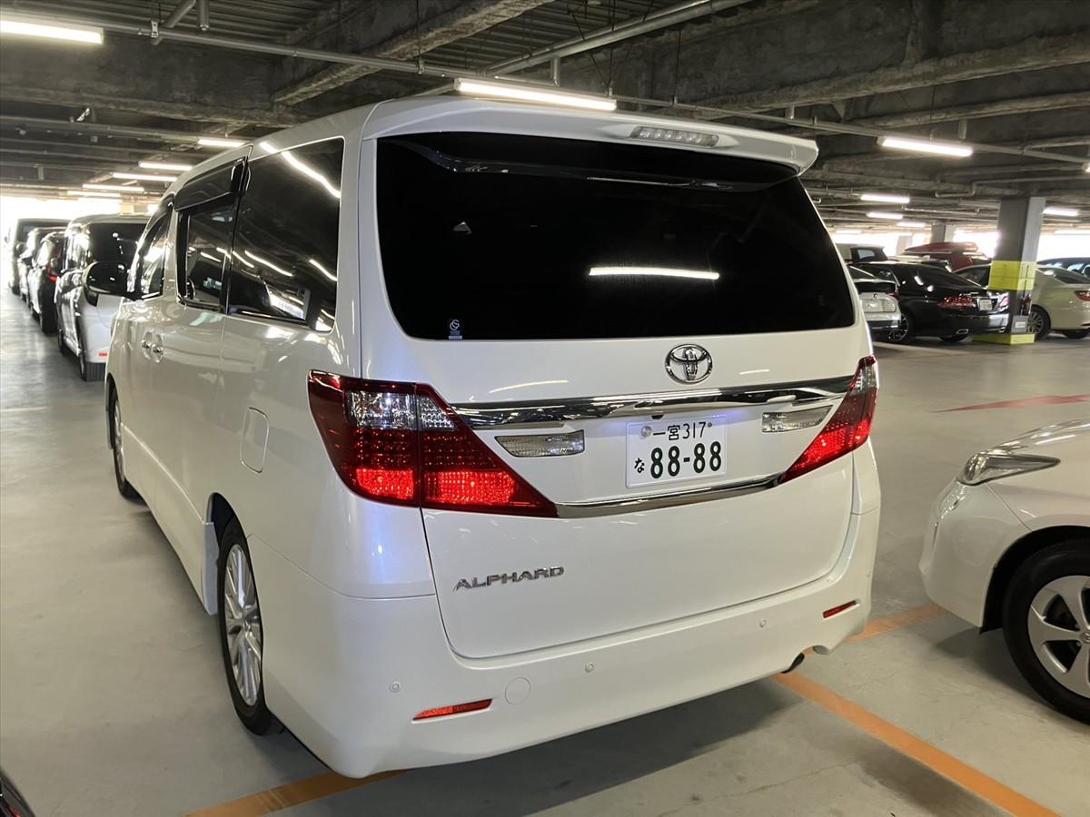 2012 Toyota ALPHARD thumbnail