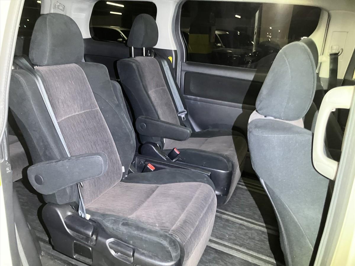 2012 Toyota ALPHARD thumbnail