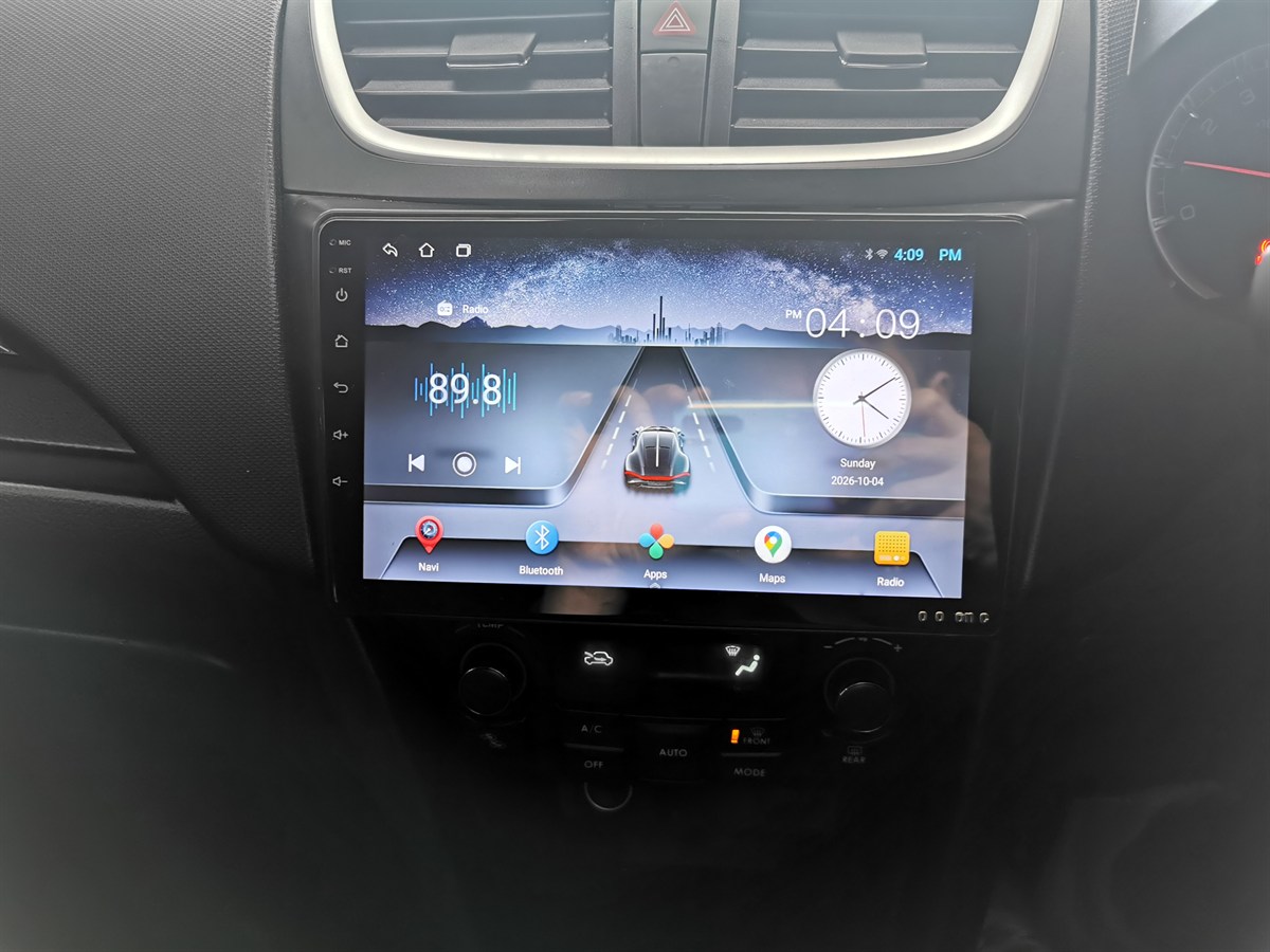 2015 Suzuki Swift thumbnail
