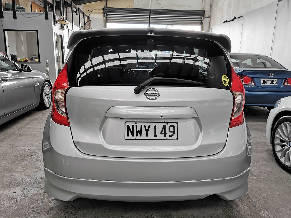 2012 Nissan Note thumbnail