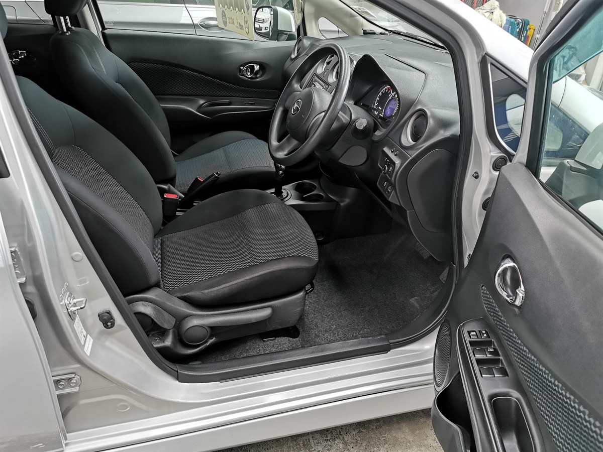 2012 Nissan Note thumbnail