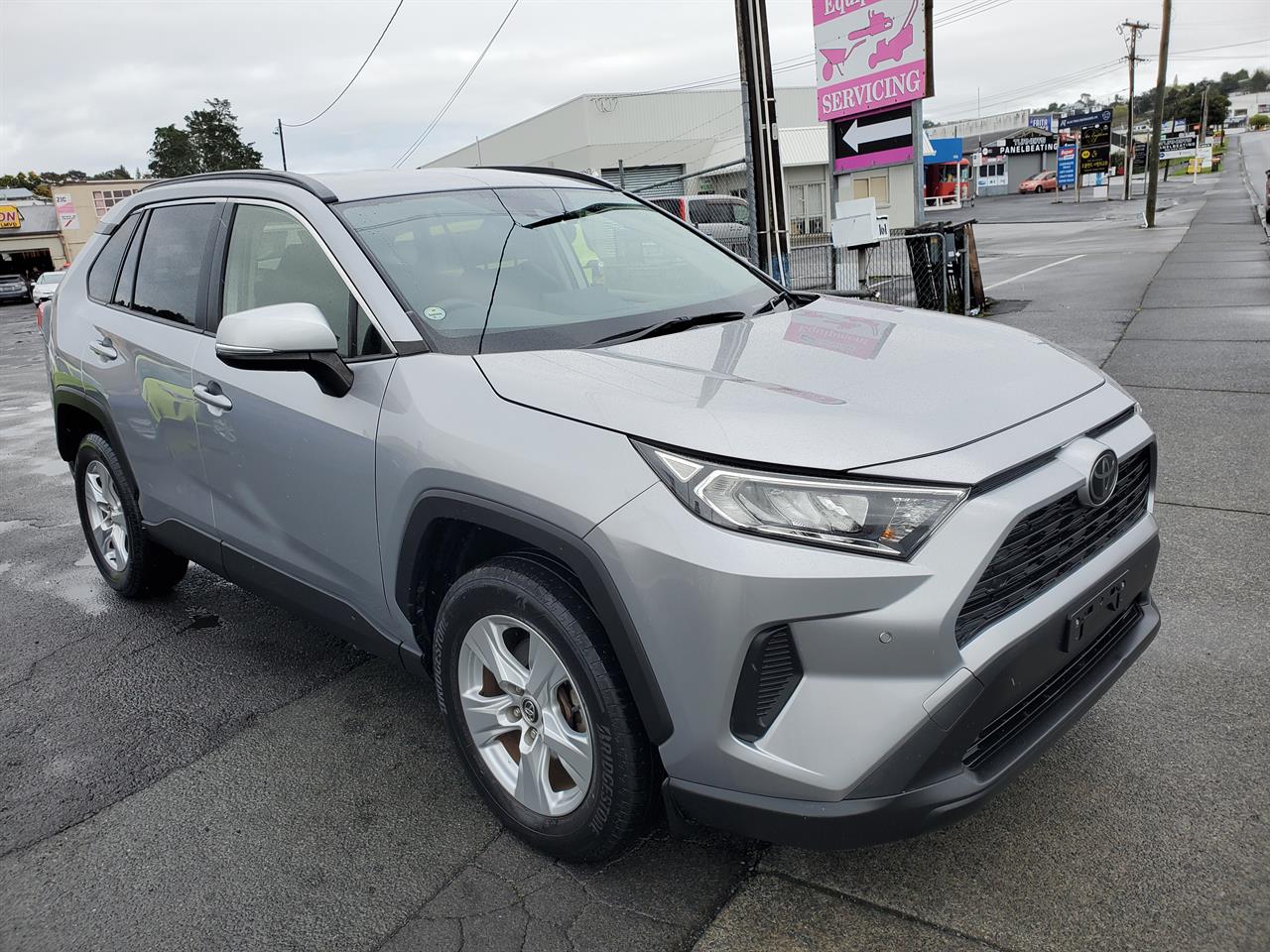 2019 Toyota Rav4 thumbnail