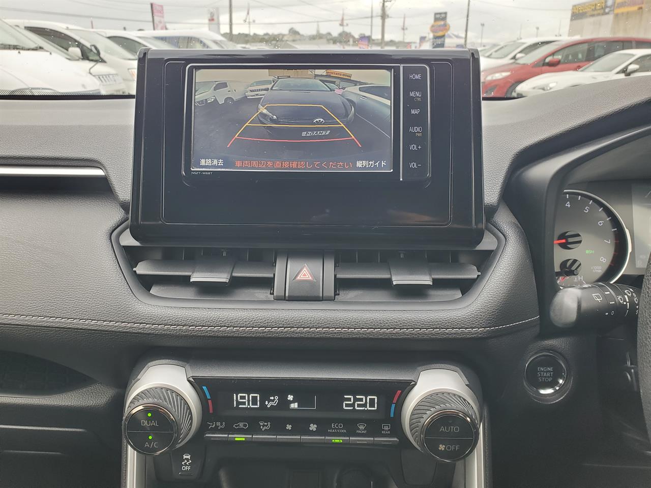 2019 Toyota Rav4 thumbnail