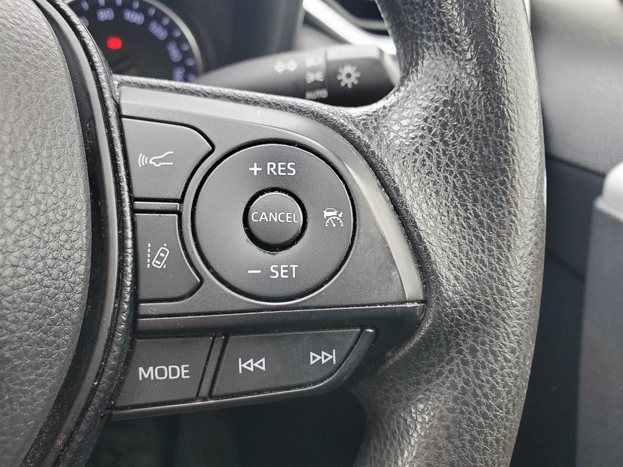 2019 Toyota Rav4 thumbnail