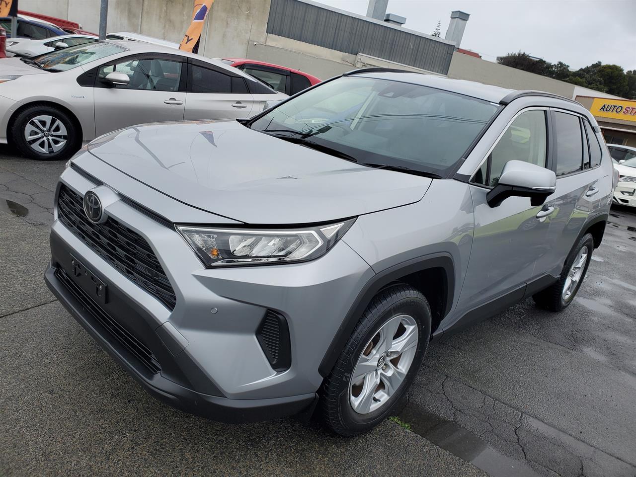 2019 Toyota Rav4 thumbnail